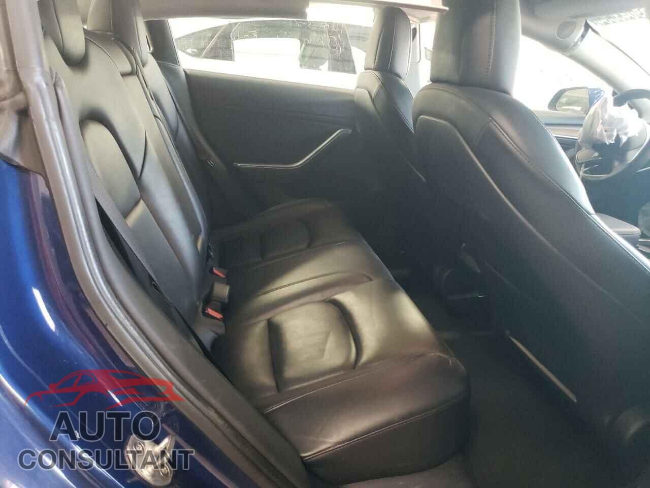 TESLA MODEL 3 2022 - 5YJ3E1EA0NF190879