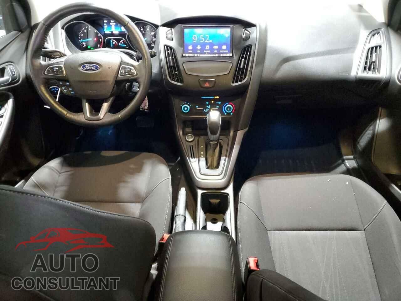 FORD FOCUS 2015 - 1FADP3K2XFL300199