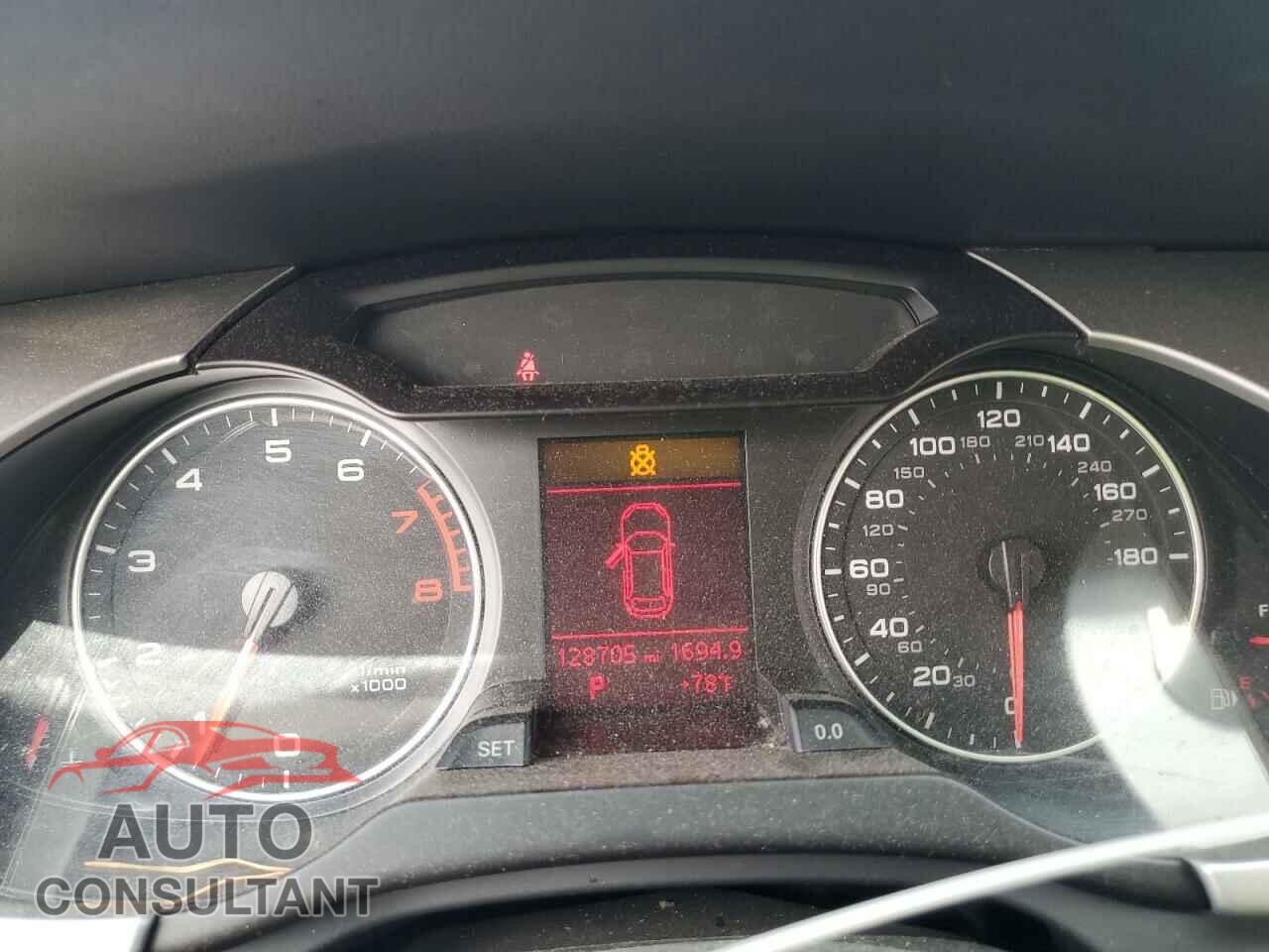 AUDI A4 2010 - WAUWFBFL2AA072476
