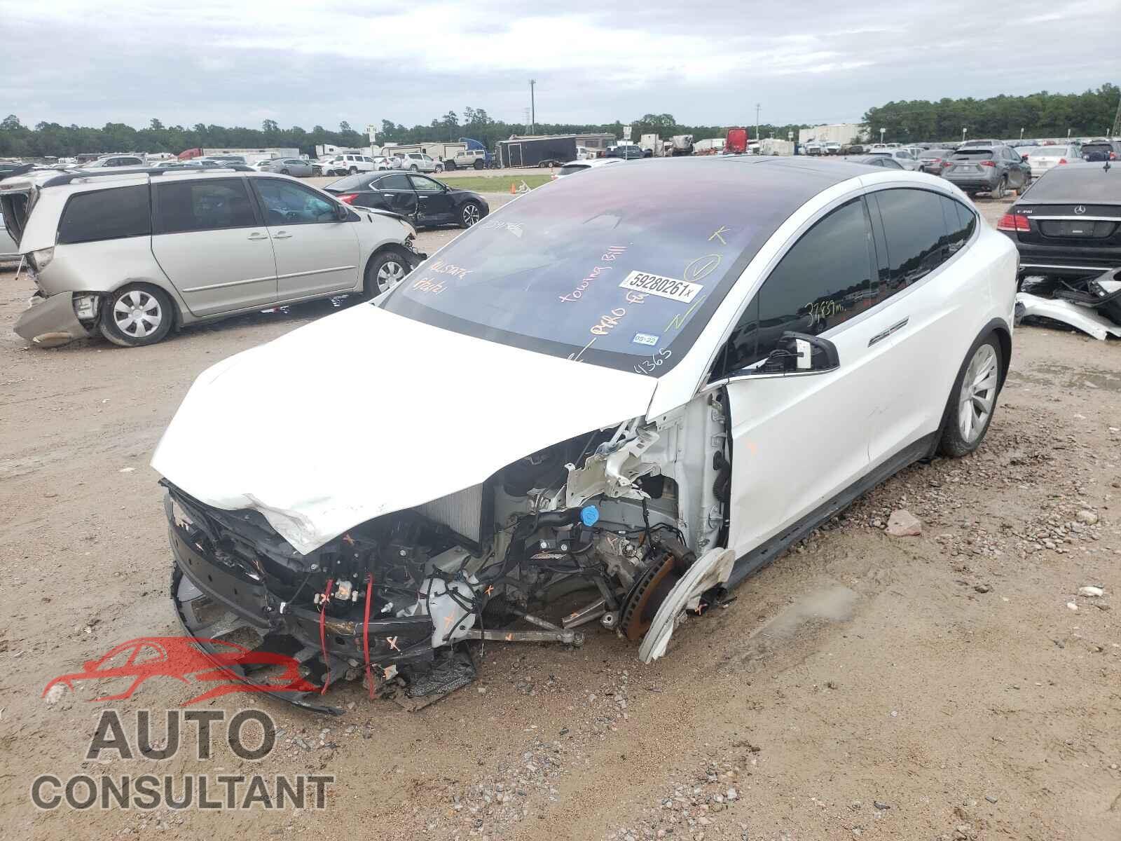 TESLA MODEL X 2017 - 5YJXCBE2XHF054365