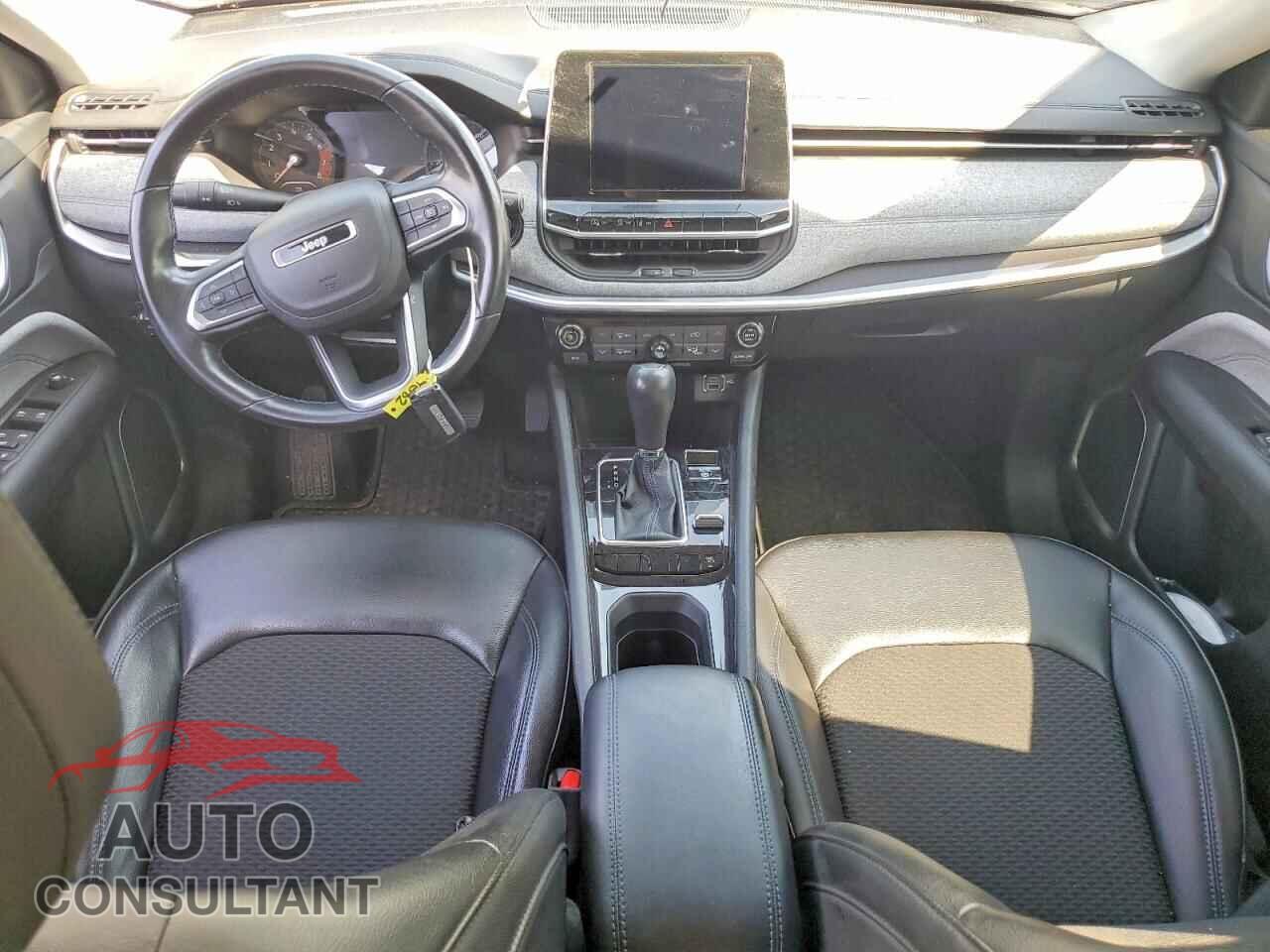 JEEP COMPASS 2022 - 3C4NJDBB3NT152129
