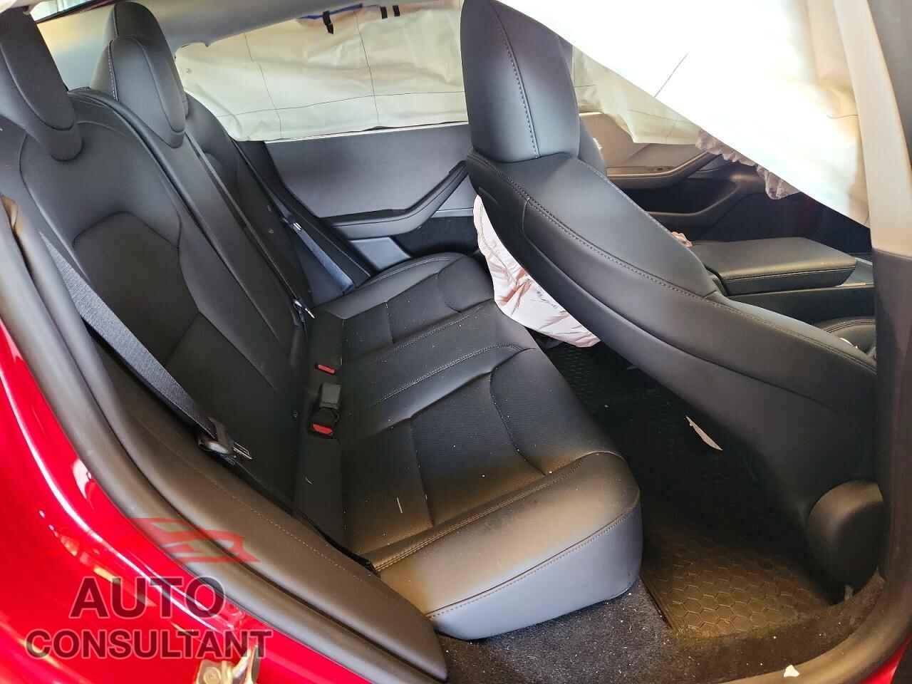 TESLA MODEL 3 2025 - 5YJ3E1EA2SF986576