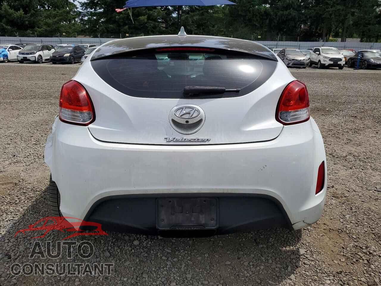 HYUNDAI VELOSTER 2015 - KMHTC6AD2FU236476