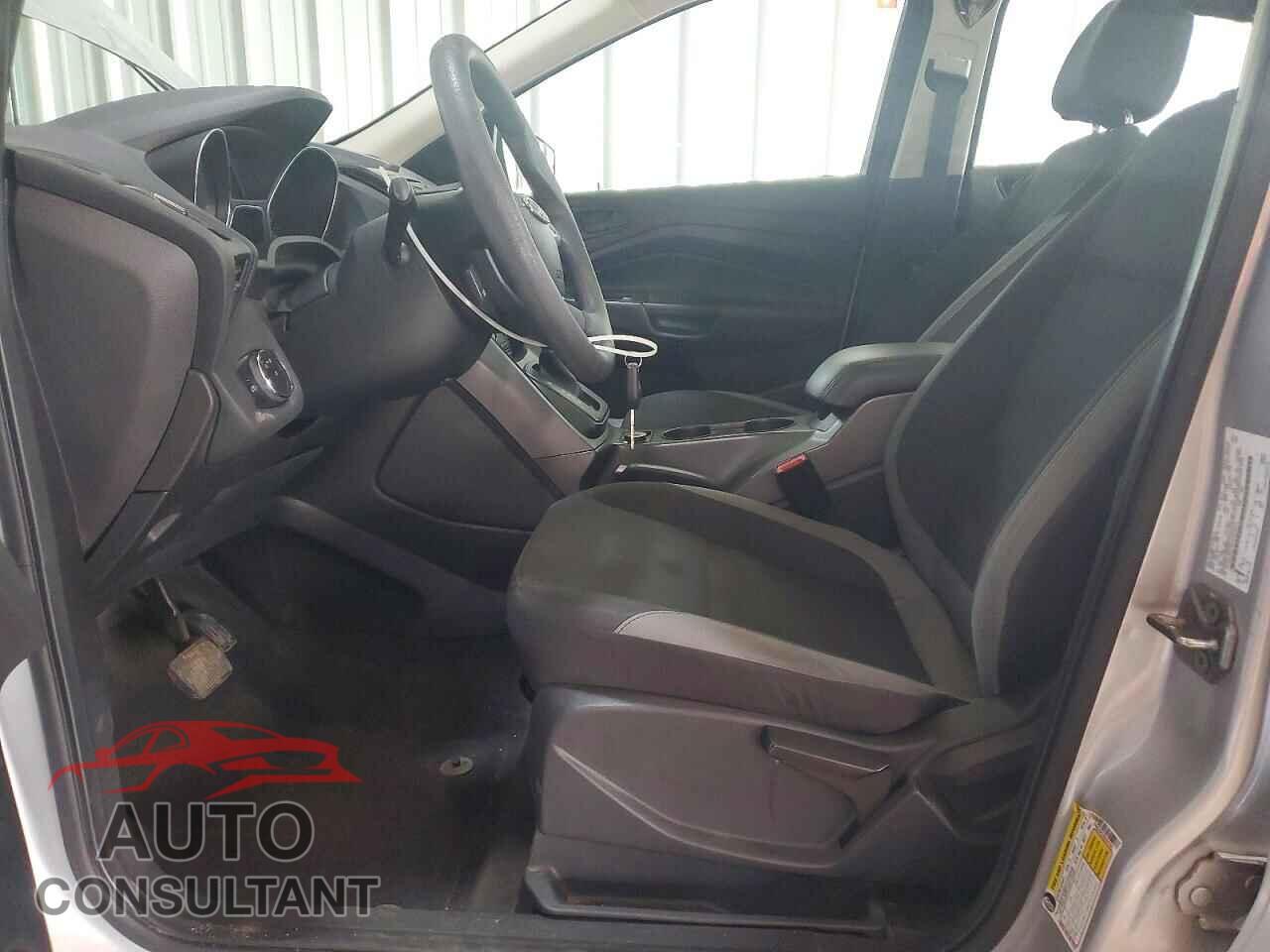 FORD ESCAPE 2013 - 1FMCU0F76DUD47901