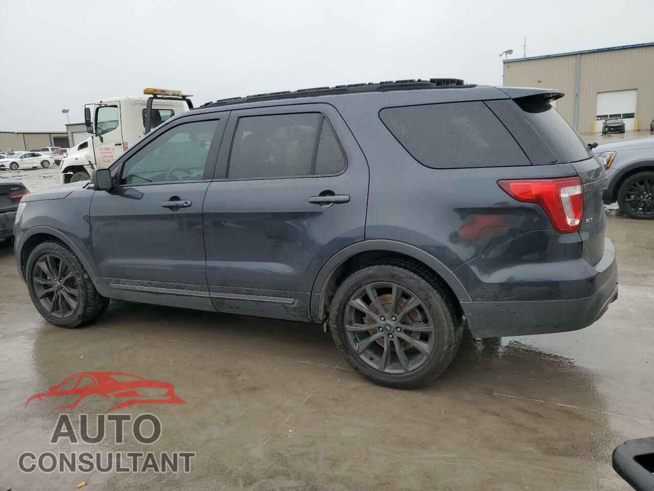 FORD EXPLORER 2017 - 1FM5K7DH5HGE11028
