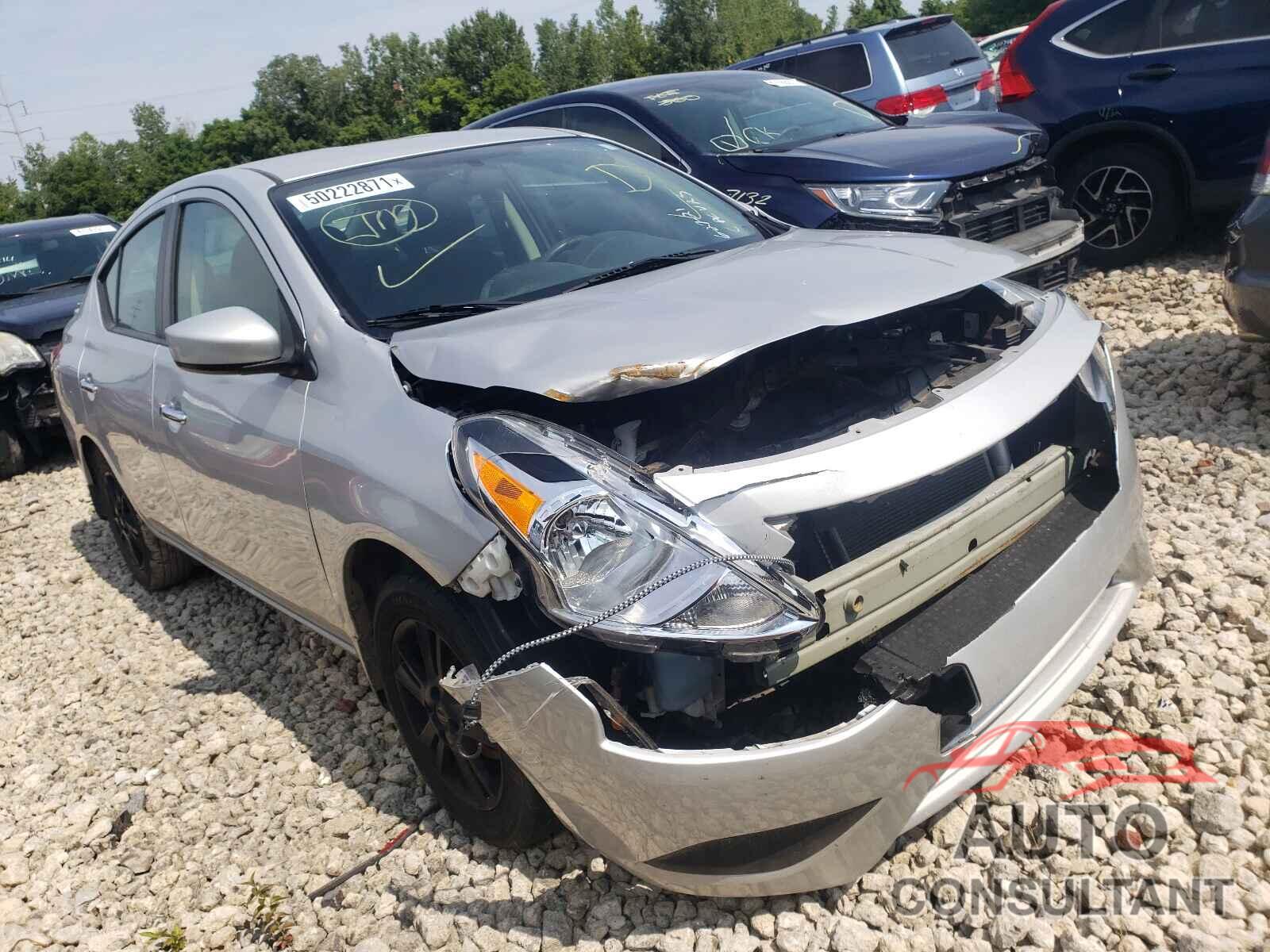 NISSAN VERSA 2018 - 3N1CN7AP5JL823310