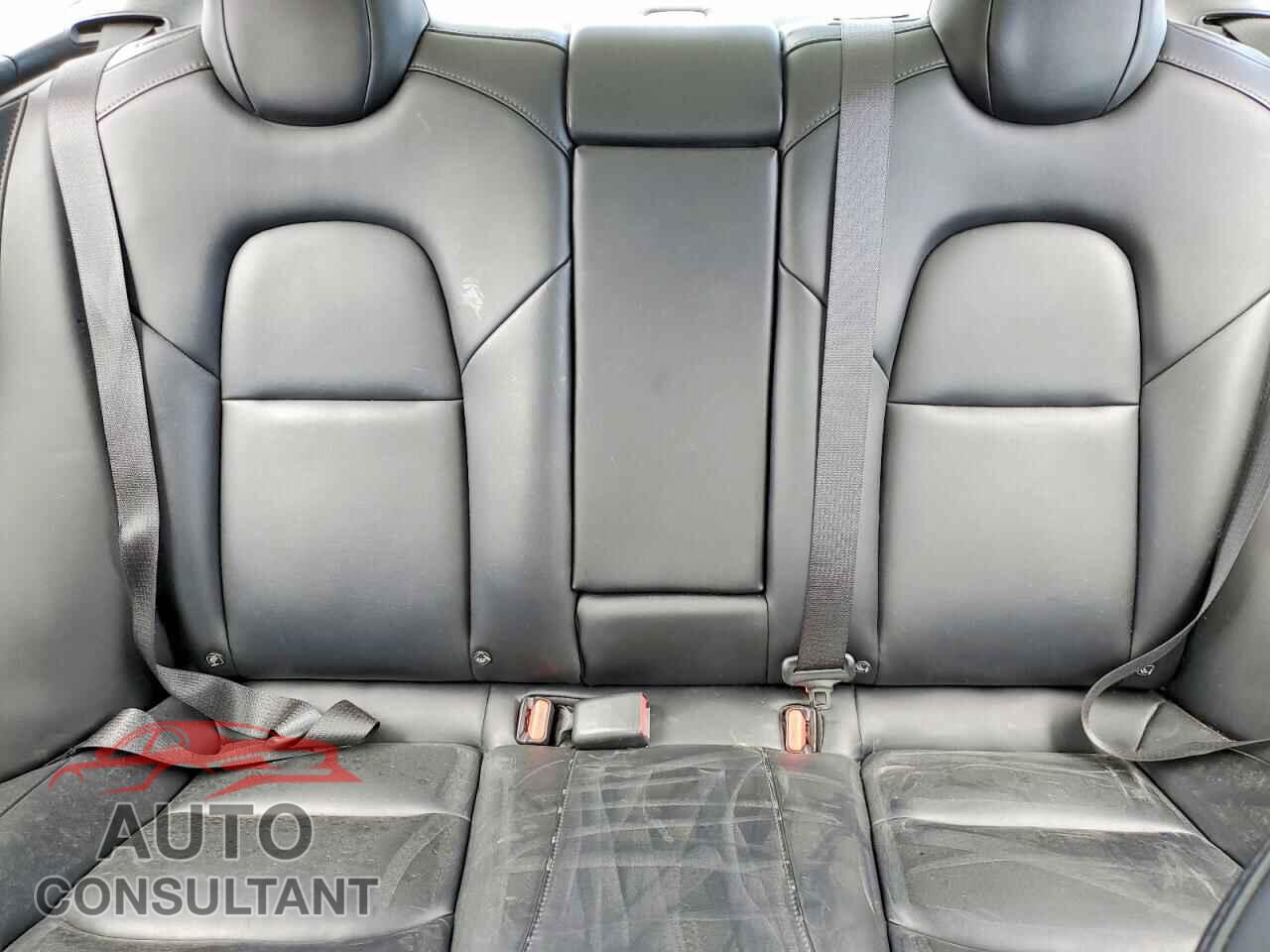 TESLA MODEL 3 2020 - 5YJ3E1EA2LF597941