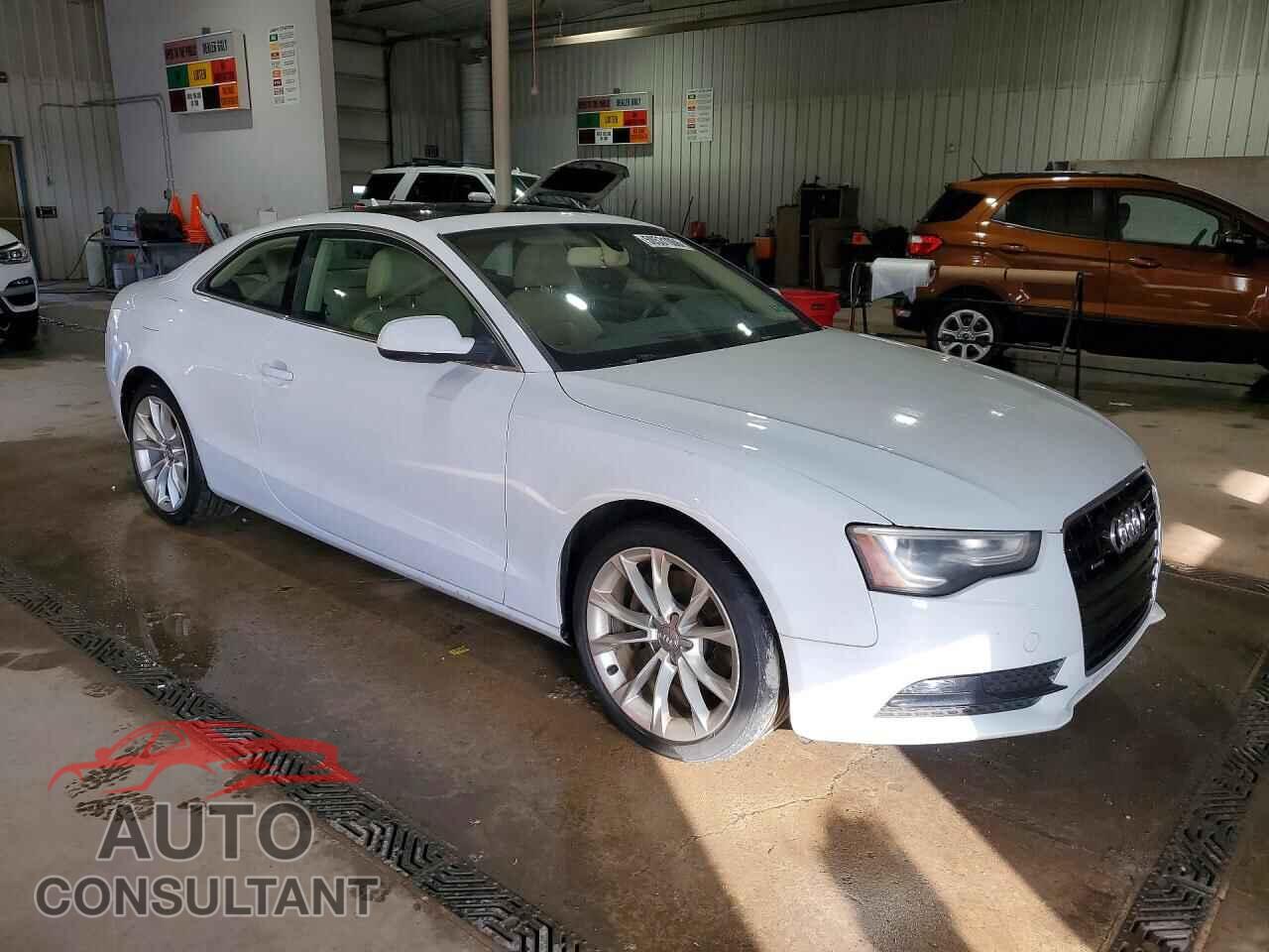 AUDI A5 2014 - WAUCFAFR2EA048248