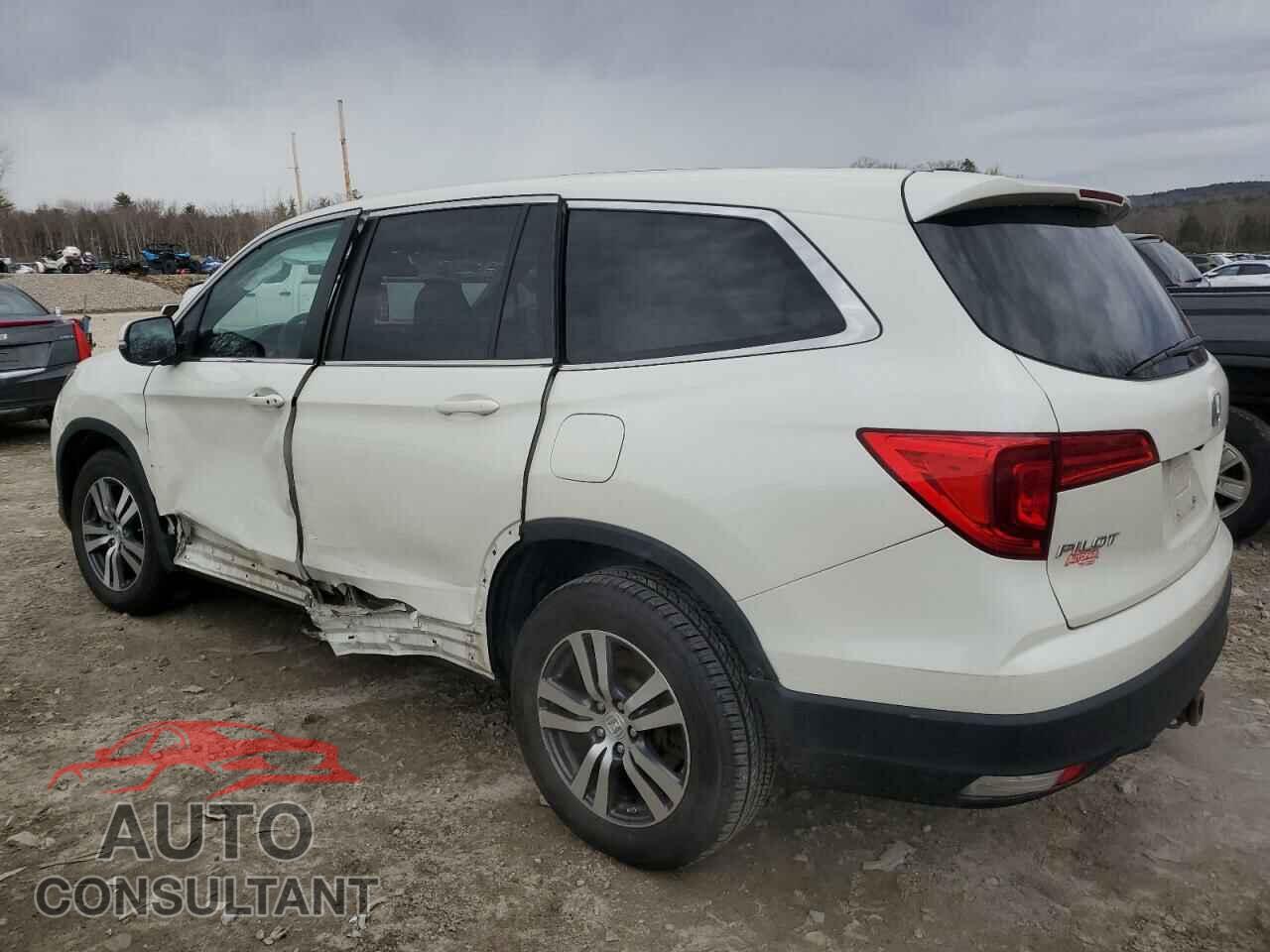 HONDA PILOT 2017 - 5FNYF6H32HB079655