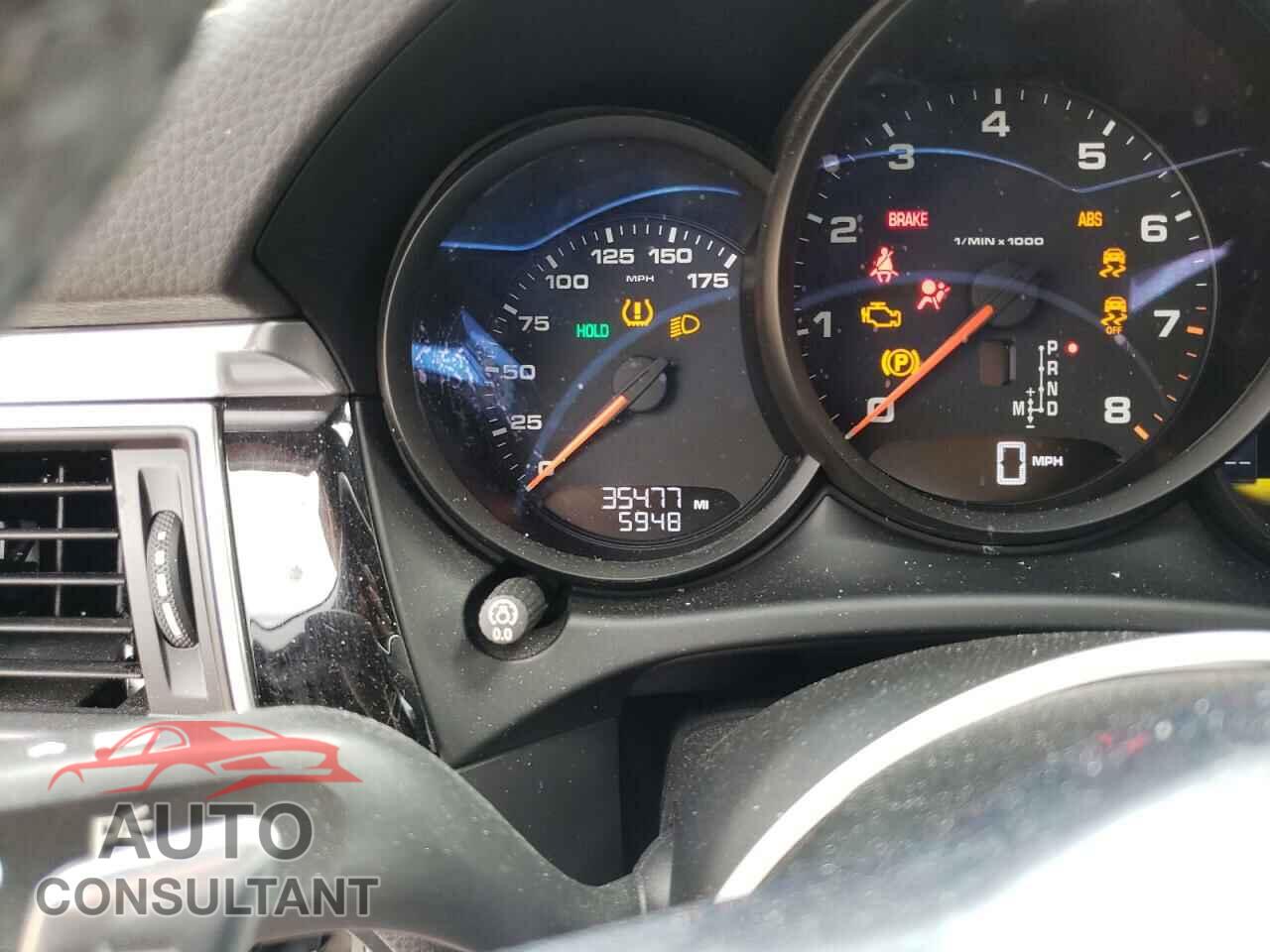 PORSCHE MACAN 2018 - WP1AA2A51JLB01182