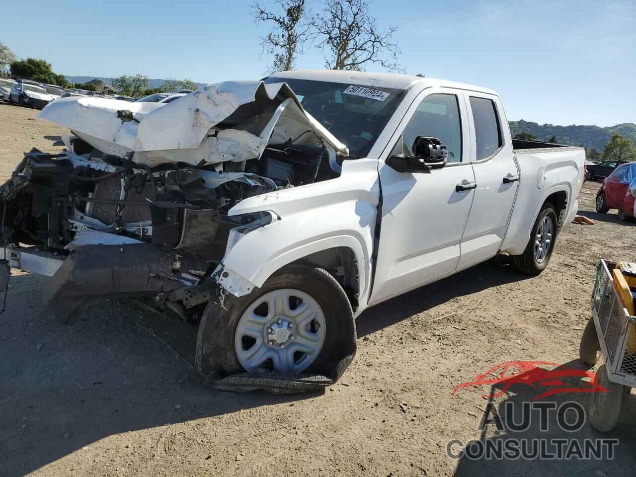 TOYOTA TUNDRA 2023 - 5TFKB5AAXPX025125