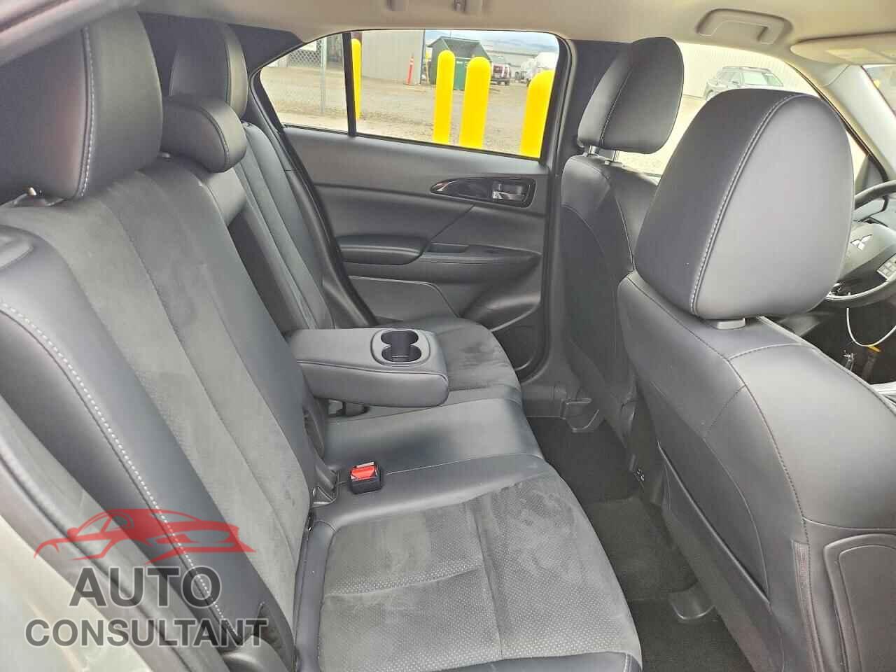 MITSUBISHI ECLIPSE 2025 - JA4ATWAA1SZ037041