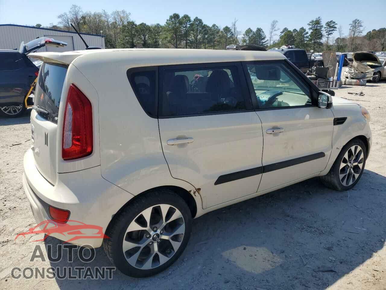 KIA SOUL 2013 - KNDJT2A67D7496437
