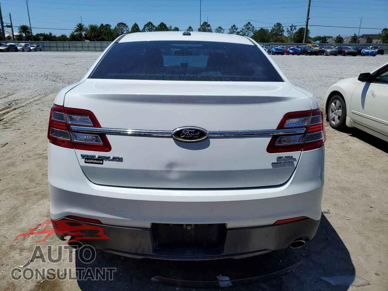 FORD TAURUS 2014 - 1FAHP2E86EG136548