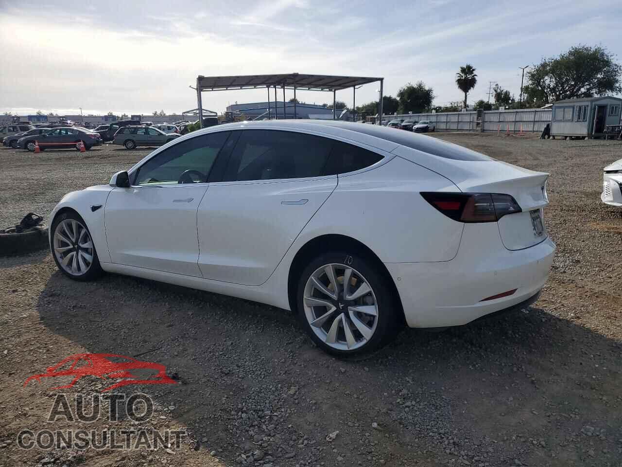 TESLA MODEL 3 2018 - 5YJ3E1EB2JF067457