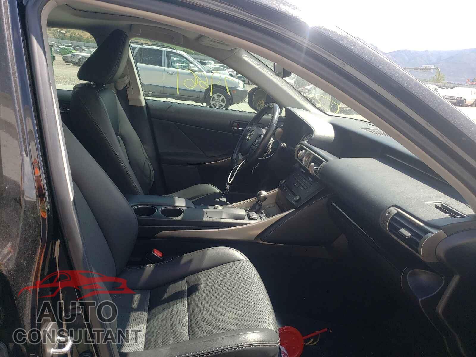 LEXUS IS 2016 - JTHBA1D20G5031204