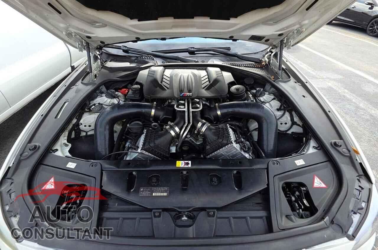 BMW M5 2013 - WBSFV9C51DC772673