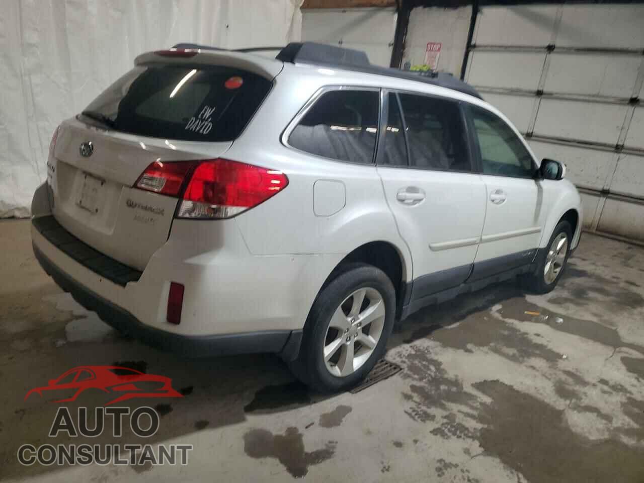 SUBARU OUTBACK 2013 - 4S4BRBCC3D3308392