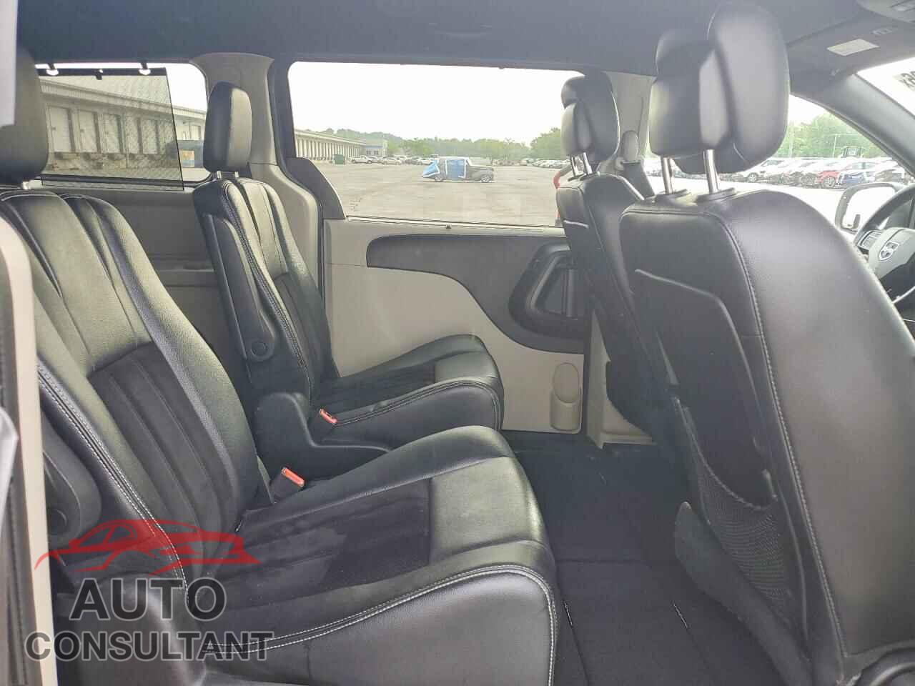 DODGE CARAVAN 2015 - 2C4RDGCG8FR684744