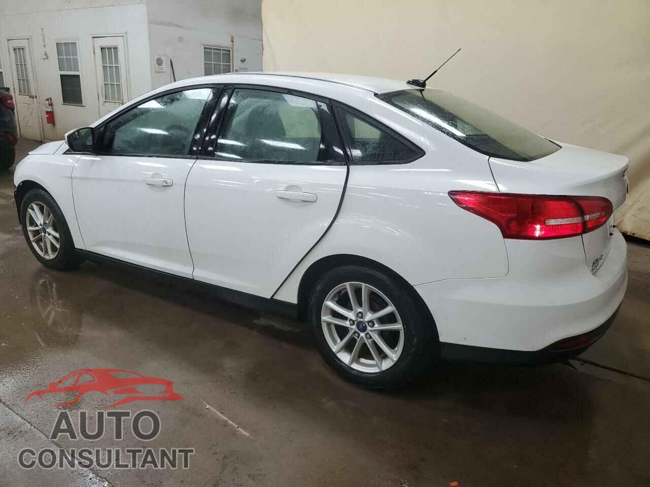 FORD FOCUS 2015 - 1FADP3F22FL208692
