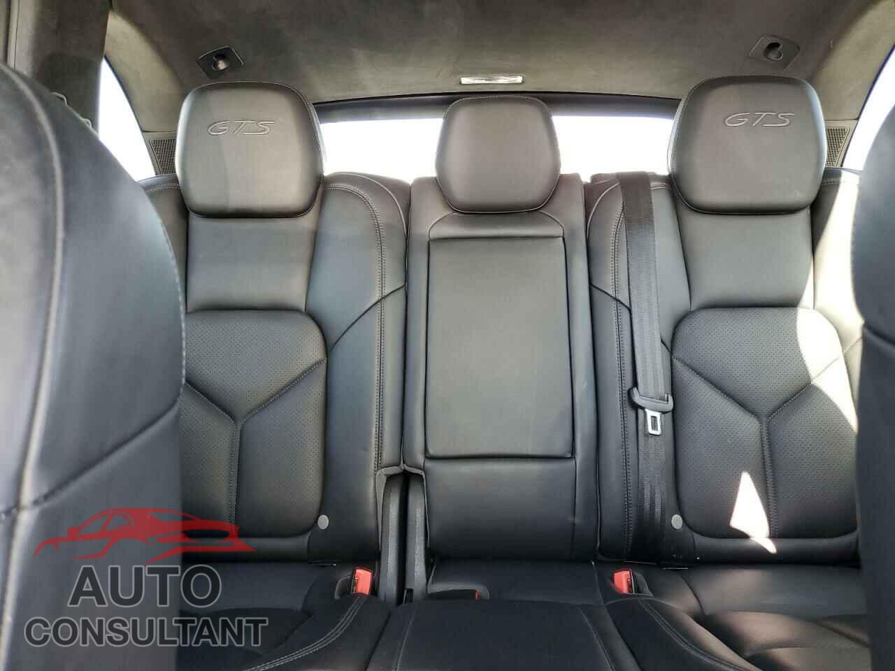 PORSCHE CAYENNE 2016 - WP1AD2A2XGLA77731