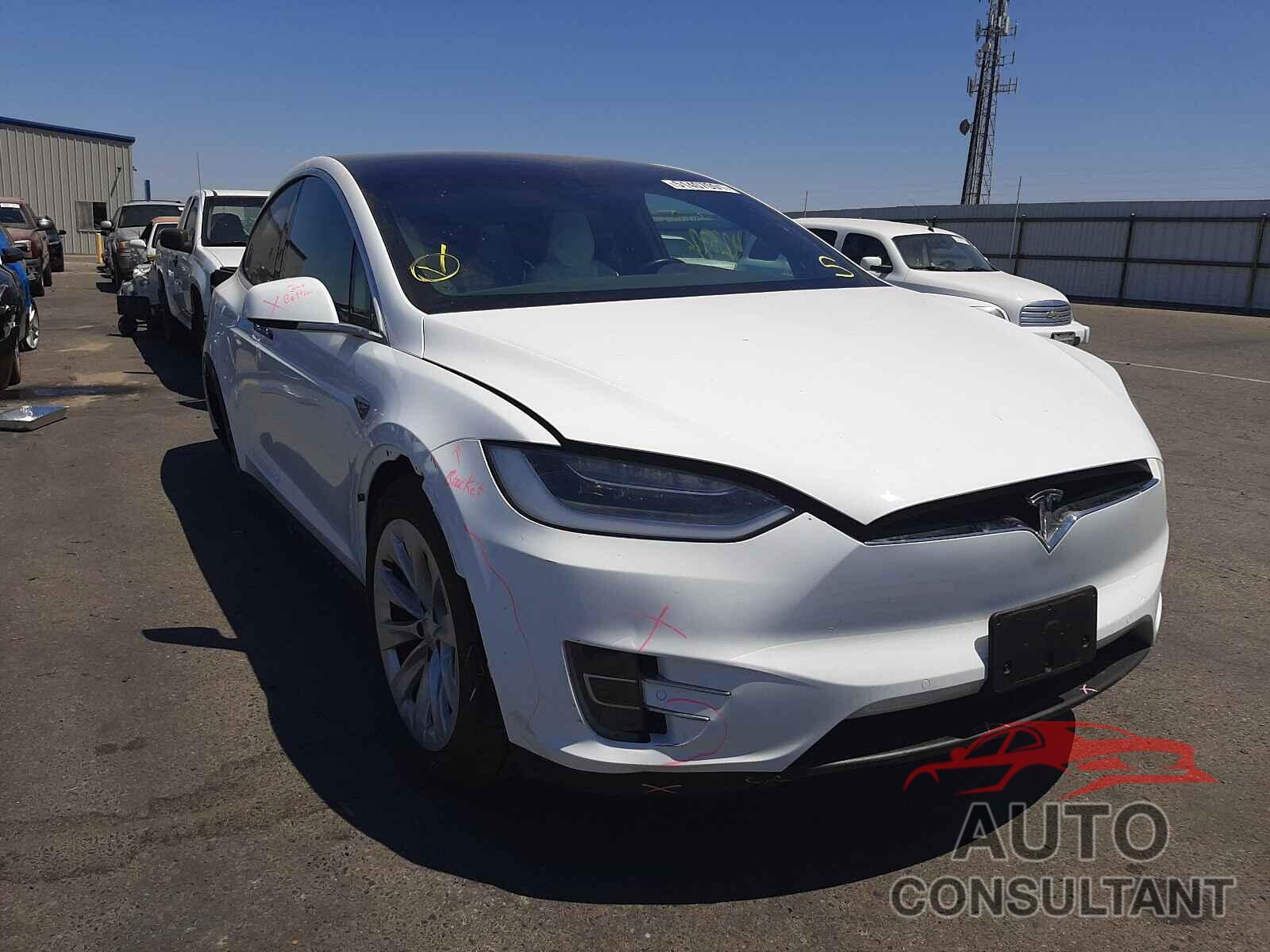 TESLA MODEL X 2016 - 5YJXCAE23GF011365