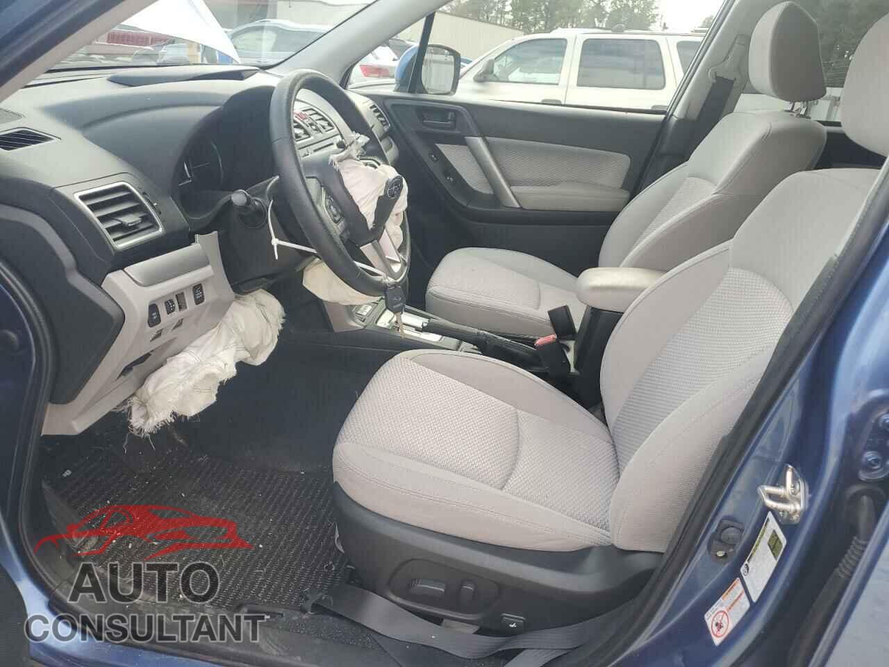 SUBARU FORESTER 2017 - JF2SJAGC6HH592501