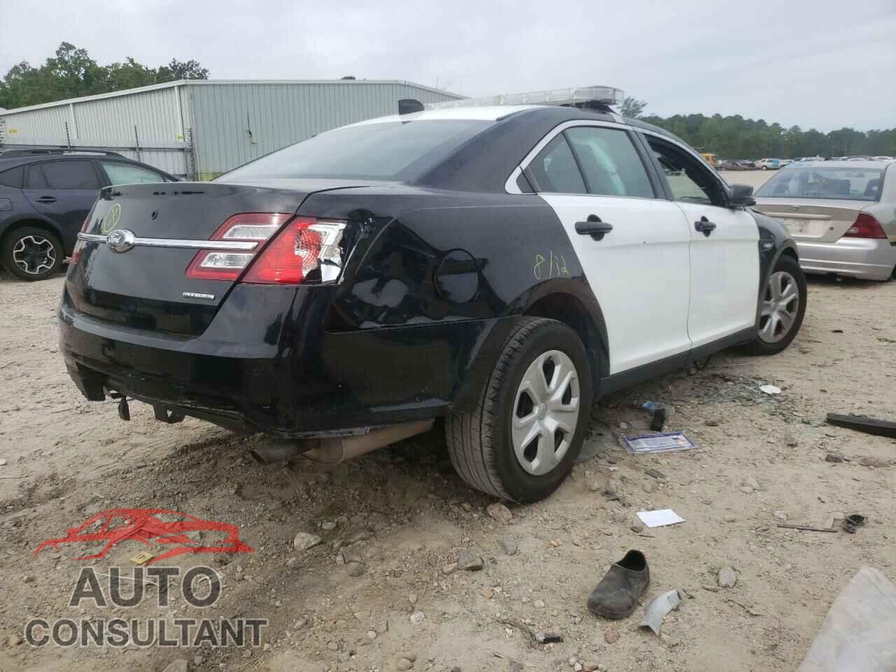 FORD TAURUS 2017 - 1FAHP2L85HG145832