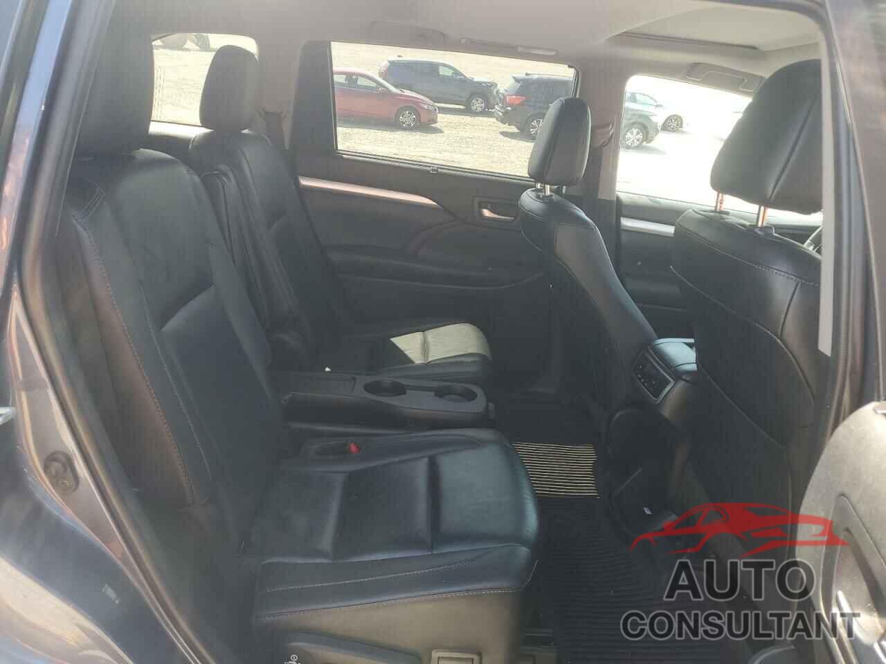TOYOTA HIGHLANDER 2019 - 5TDJZRFH1KS991950