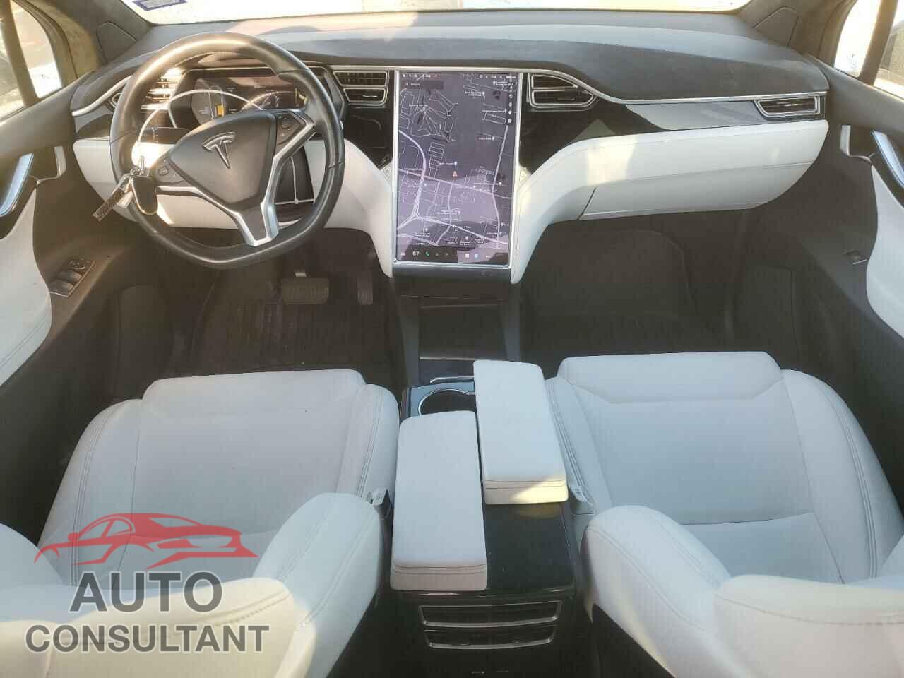 TESLA MODEL X 2017 - 5YJXCBE24HF053891