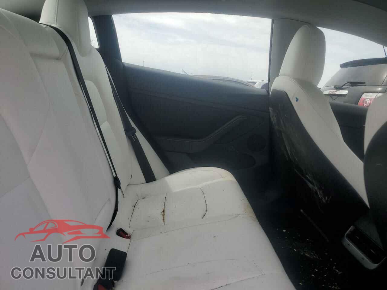 TESLA MODEL 3 2023 - 5YJ3E1EA7PF646623