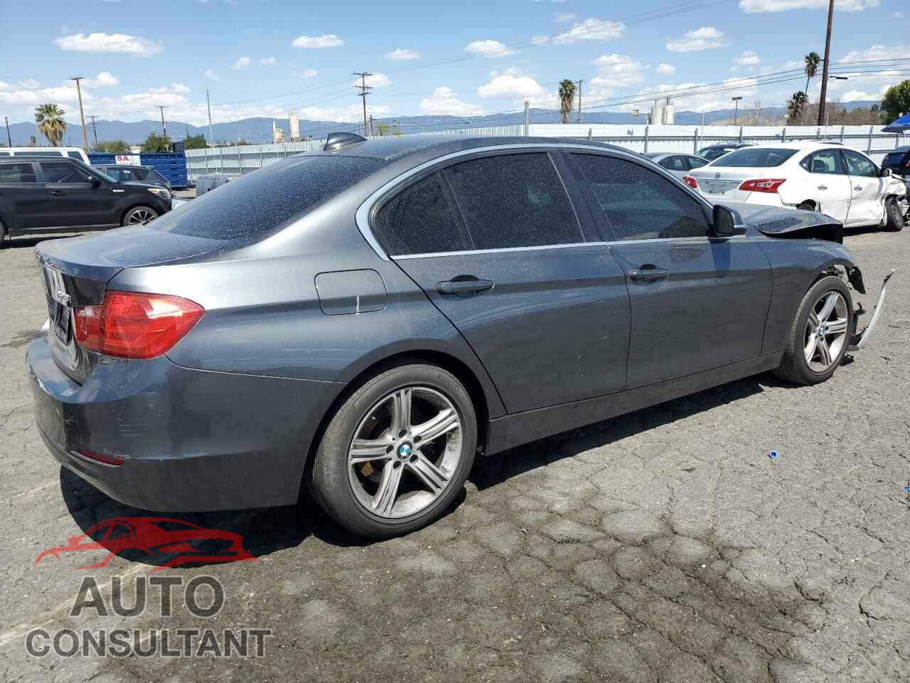 BMW 3 SERIES 2015 - WBA3C1C50FK117993