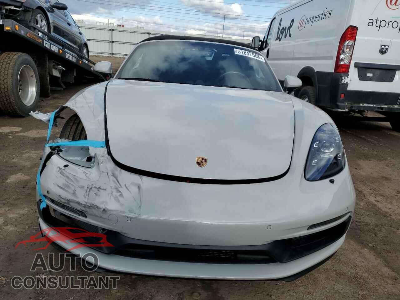 PORSCHE BOXSTER 2024 - WP0CD2A88RK228802