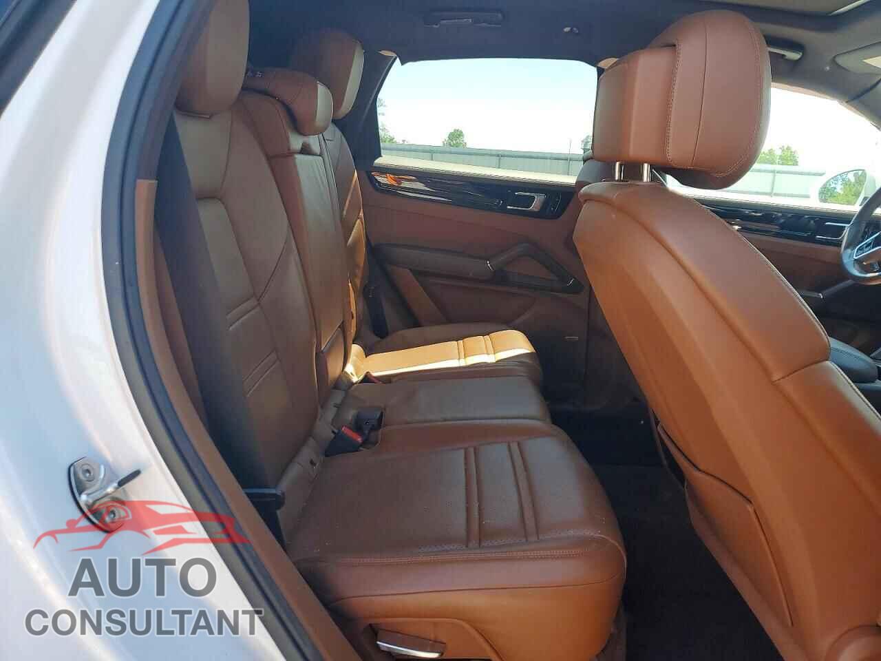 PORSCHE CAYENNE 2021 - WP1AB2AY6MDA27991