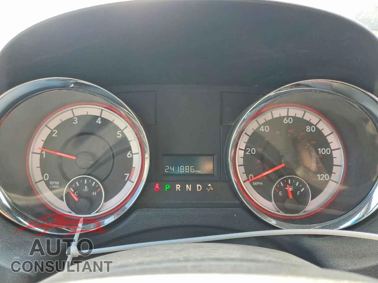 DODGE CARAVAN 2017 - 2C4RDGCG5HR828012
