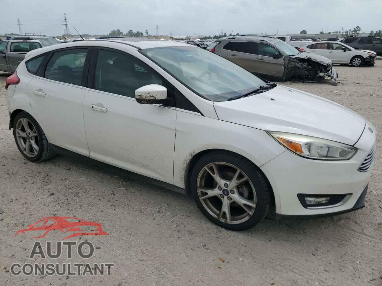 FORD FOCUS 2016 - 1FADP3N21GL374317