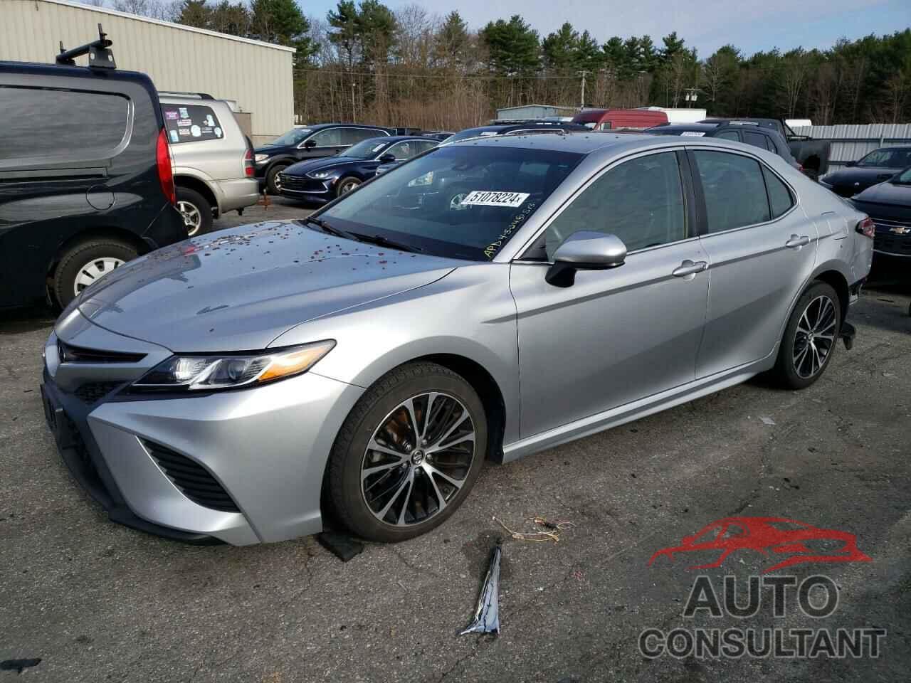 TOYOTA CAMRY 2018 - 4T1B11HK1JU596792