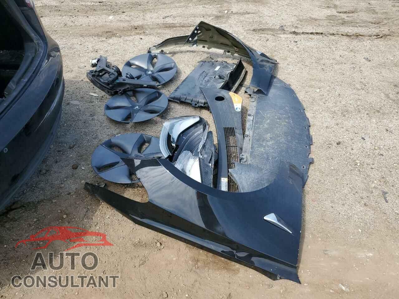 TESLA MODEL 3 2018 - 5YJ3E1EA4JF004884