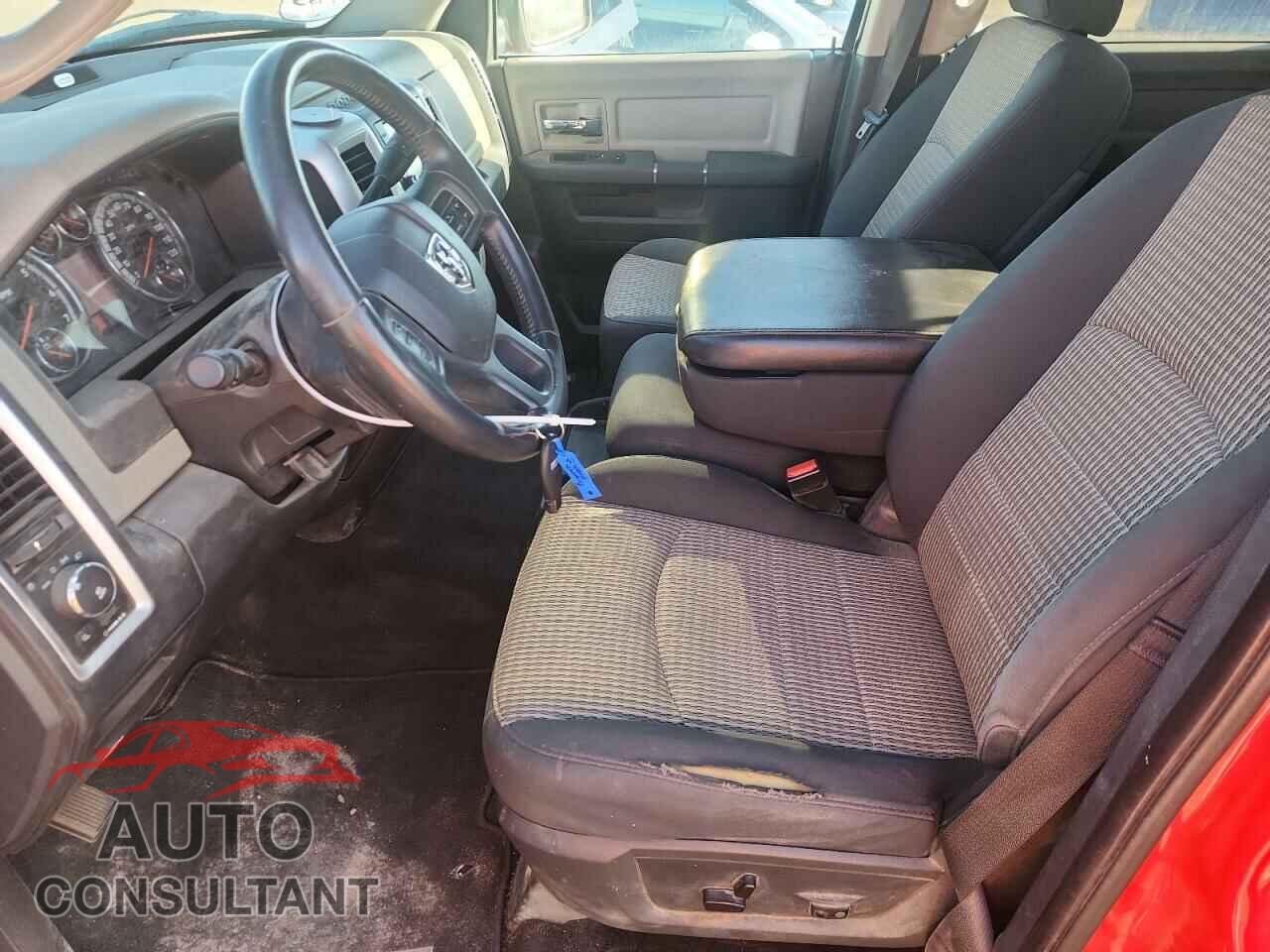 DODGE RAM 1500 2012 - 1C6RD7LT1CS267514