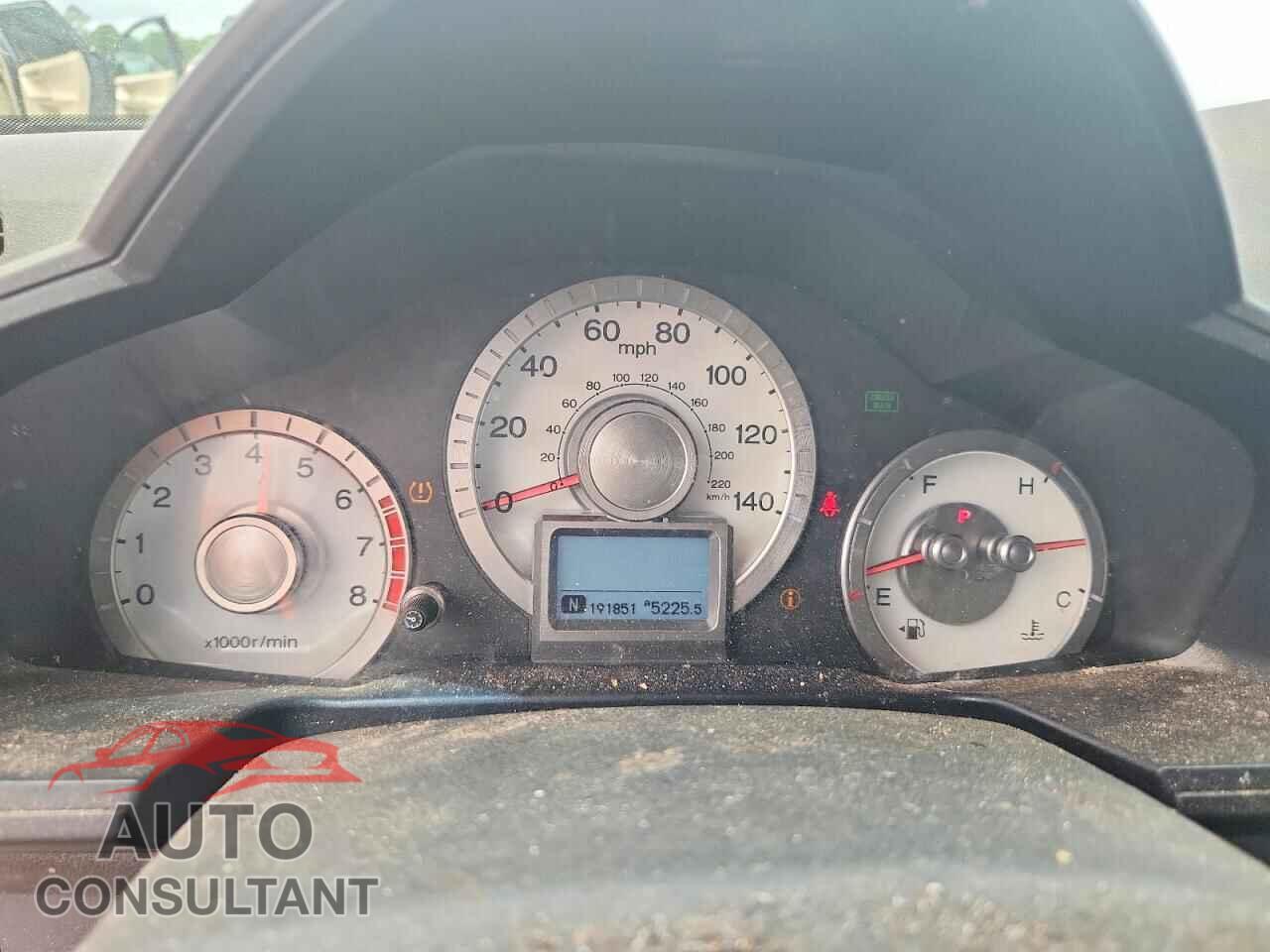 HONDA PILOT 2011 - 5FNYF4H92BB001070