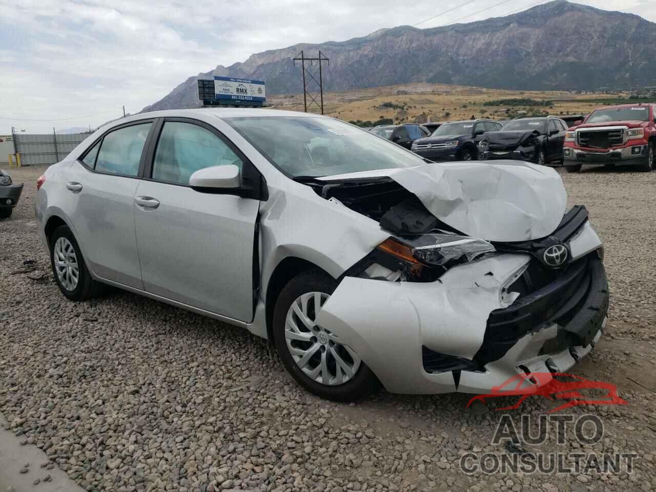 TOYOTA COROLLA 2018 - 2T1BURHEXJC981639