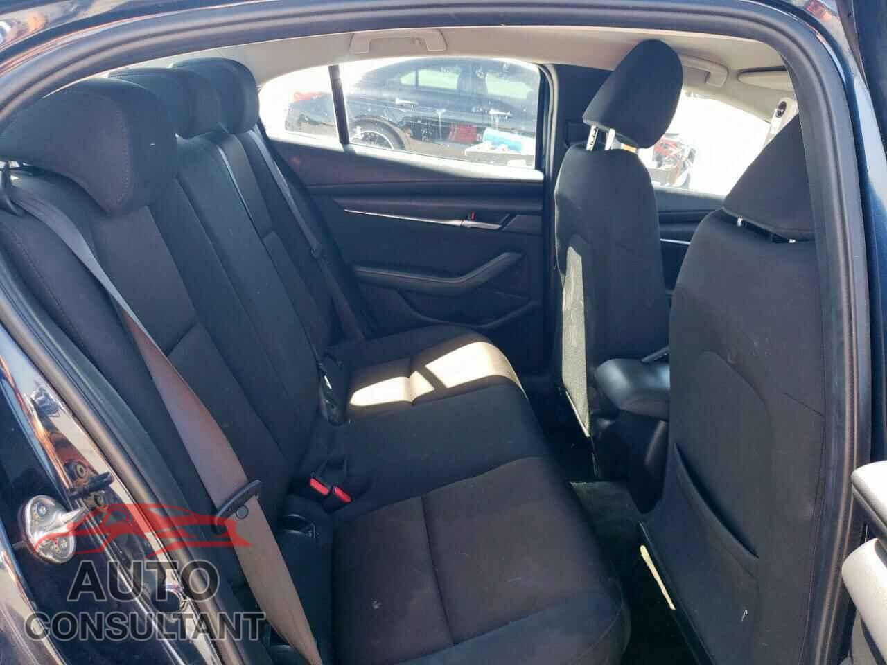 MAZDA 3 2021 - JM1BPAAL4M1321140