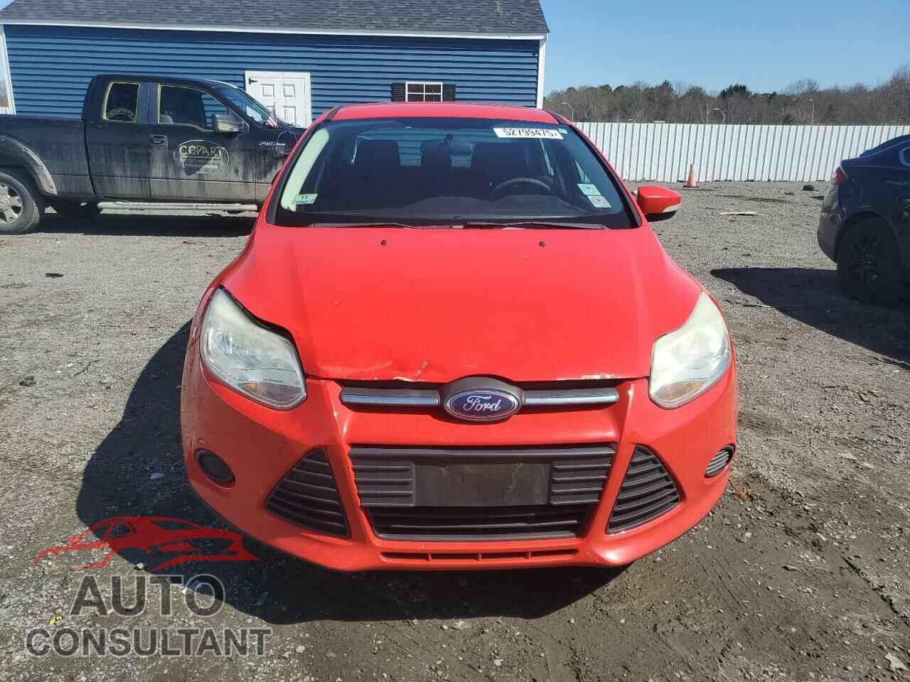 FORD FOCUS 2014 - 1FADP3F27EL215104