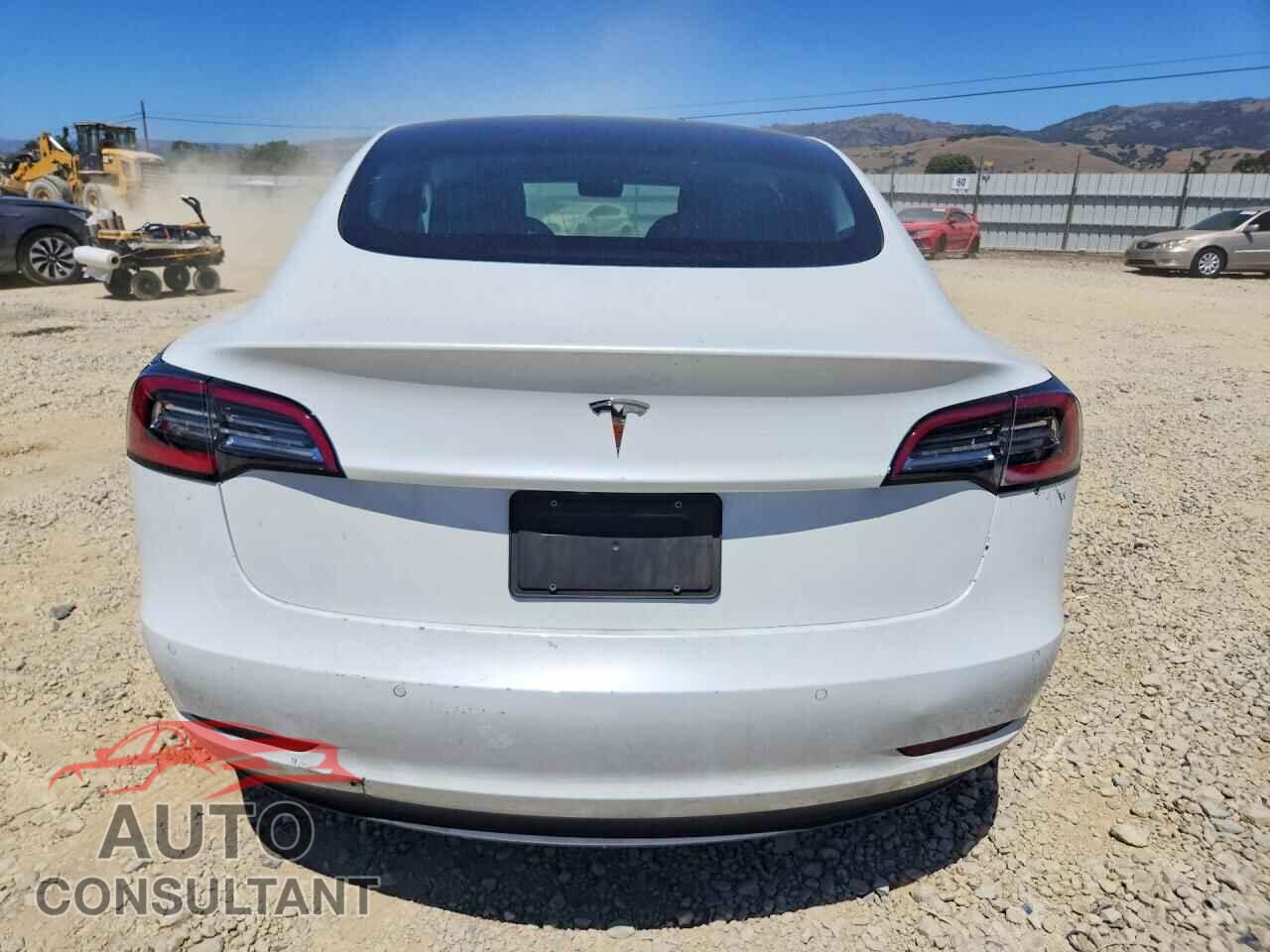 TESLA MODEL 3 2020 - 5YJ3E1EA8LF803991