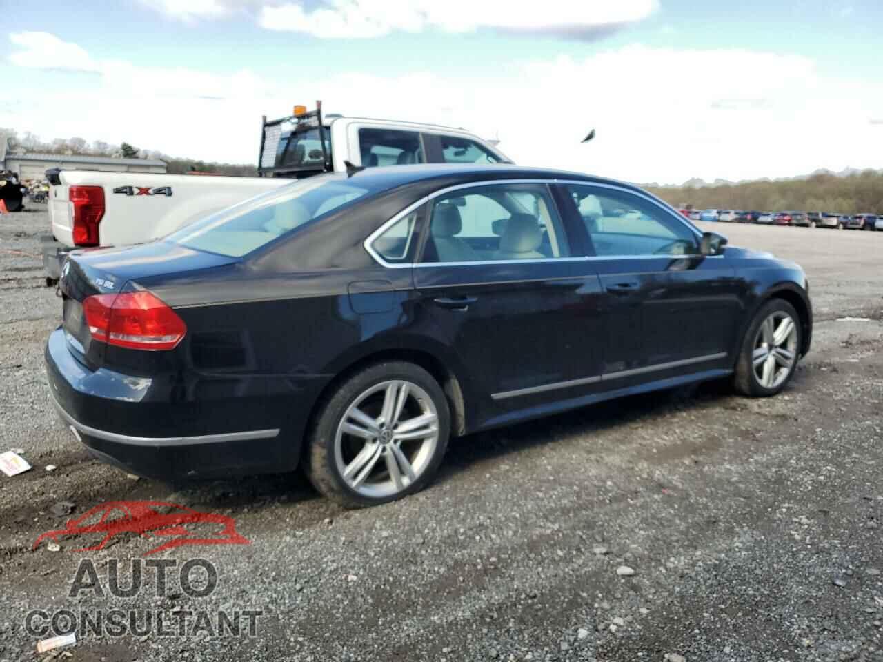 VOLKSWAGEN PASSAT 2014 - 1VWCT7A39EC004525