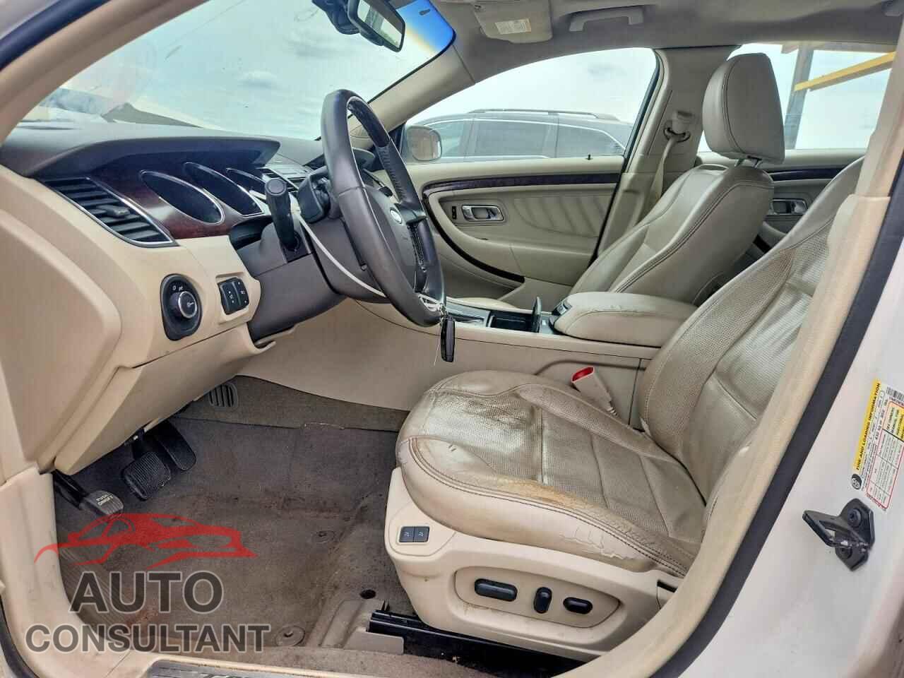 FORD TAURUS 2011 - 1FAHP2FW3BG103578
