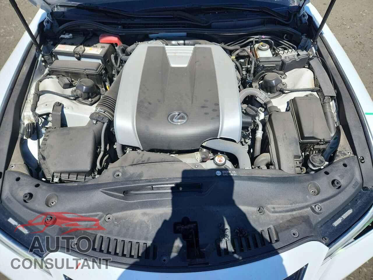 LEXUS IS 2023 - JTHGZ1E28P5032162