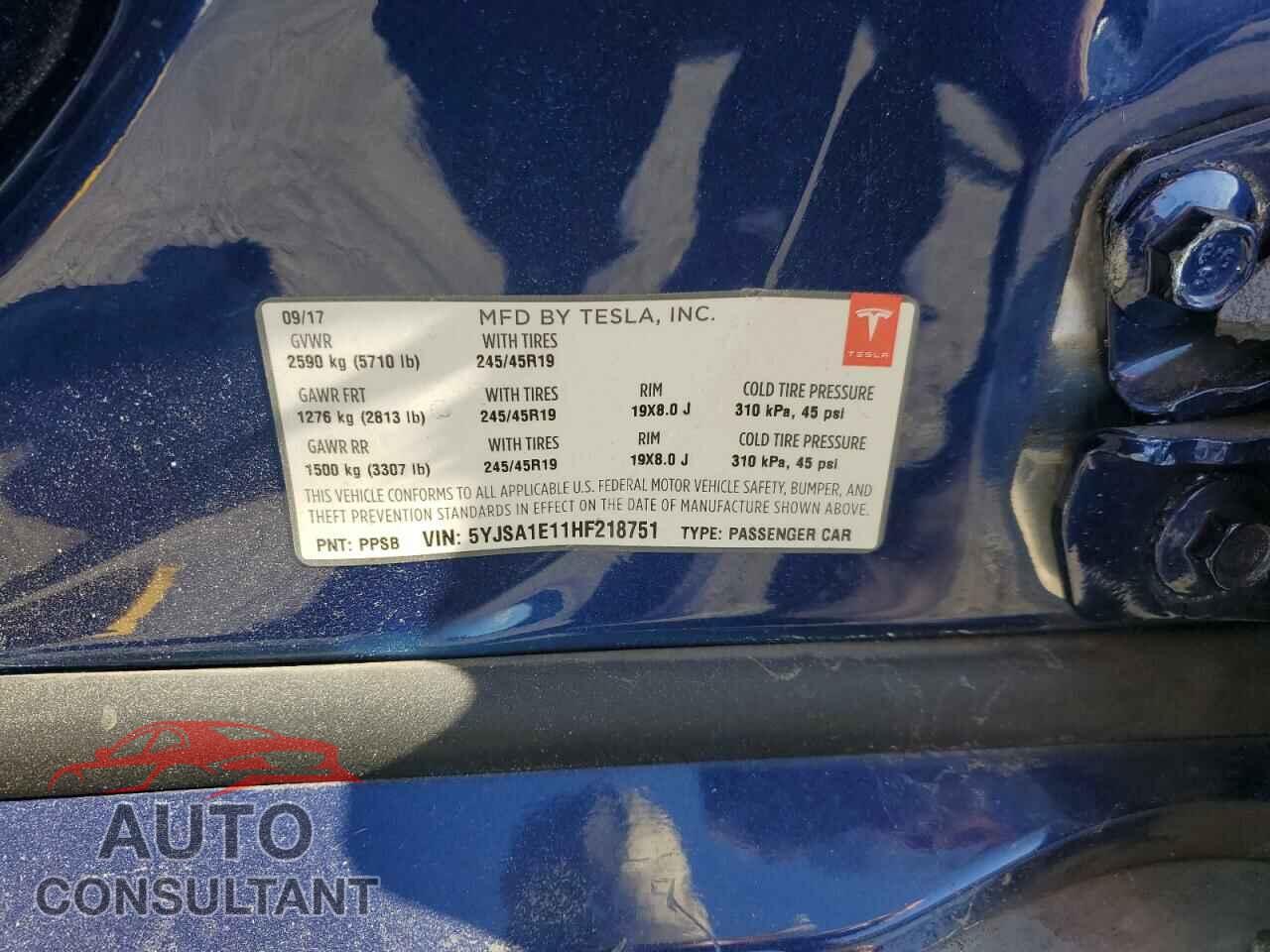 TESLA MODEL S 2017 - 5YJSA1E11HF218751