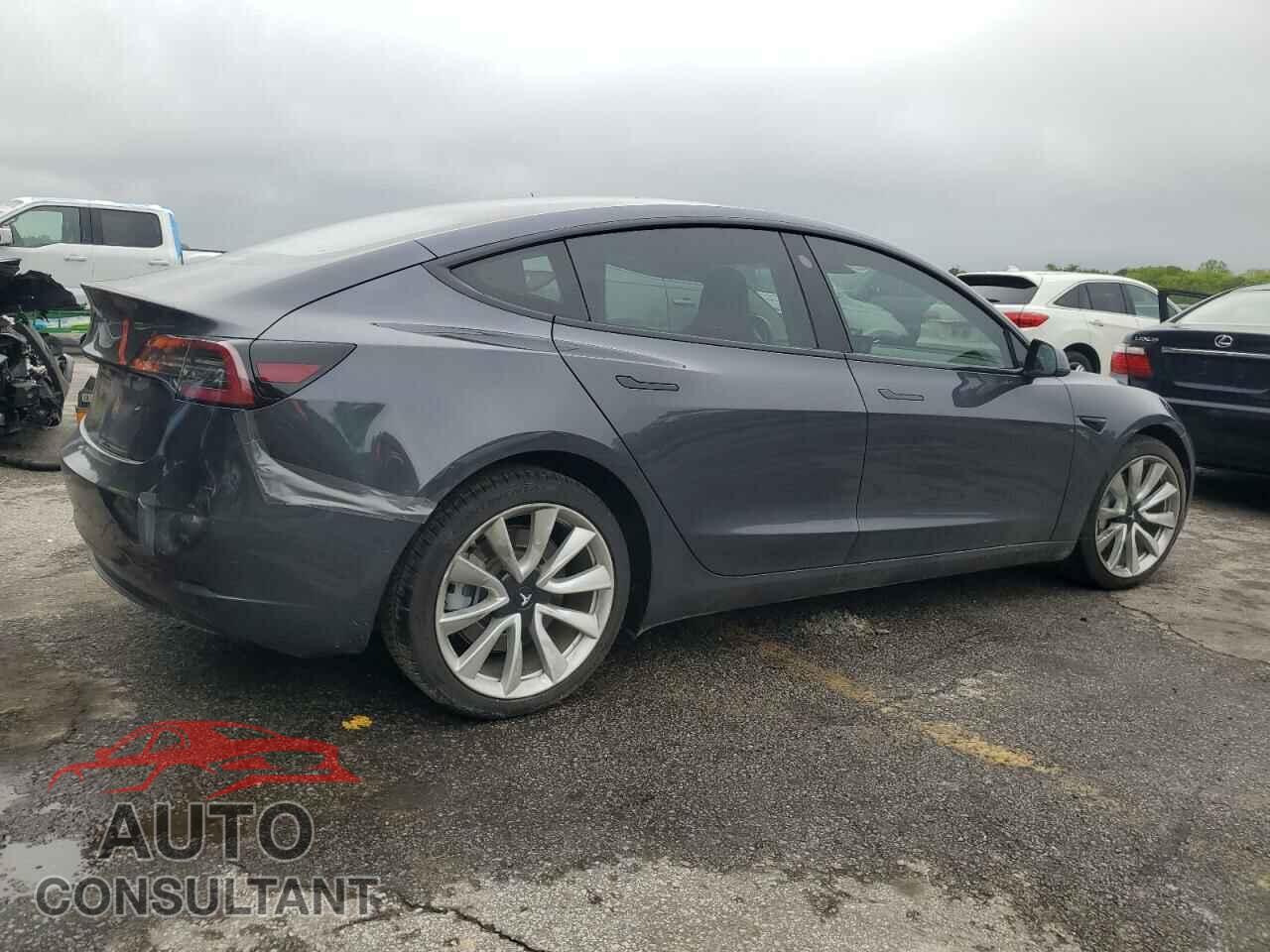 TESLA MODEL 3 2018 - 5YJ3E1EB8JF069133