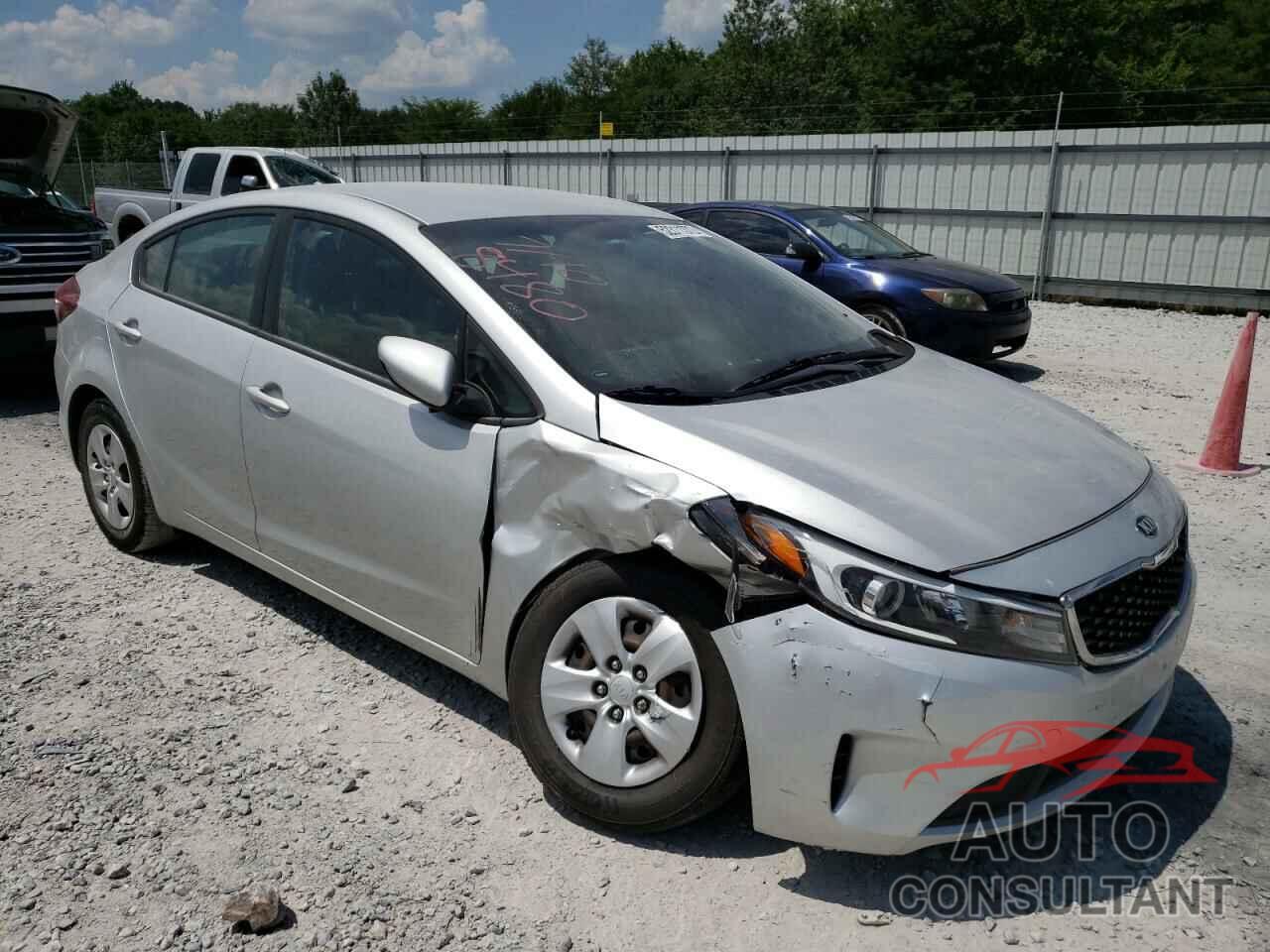 KIA FORTE 2018 - 3KPFL4A73JE218480